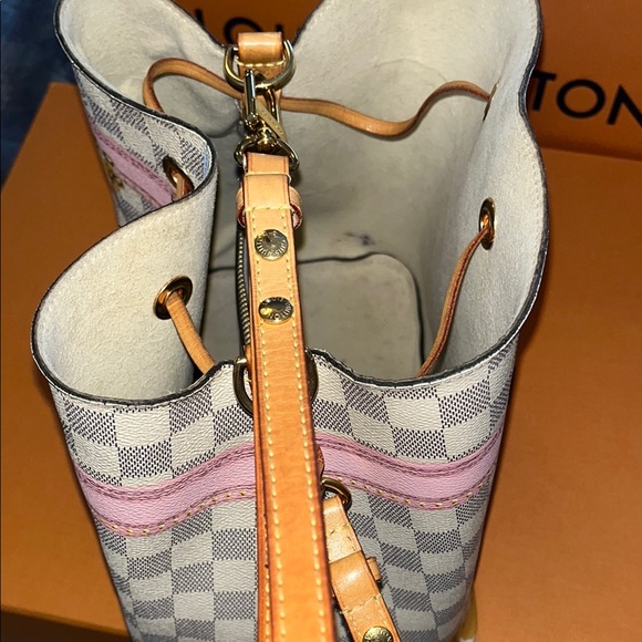 Louis Vuitton Damier Azur Summer Trunk 2018 Noenoe Limited Edition Bag - Picture 6 of 8